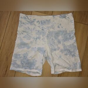 Women's Tie-Dye Biker Shorts Size Medium
